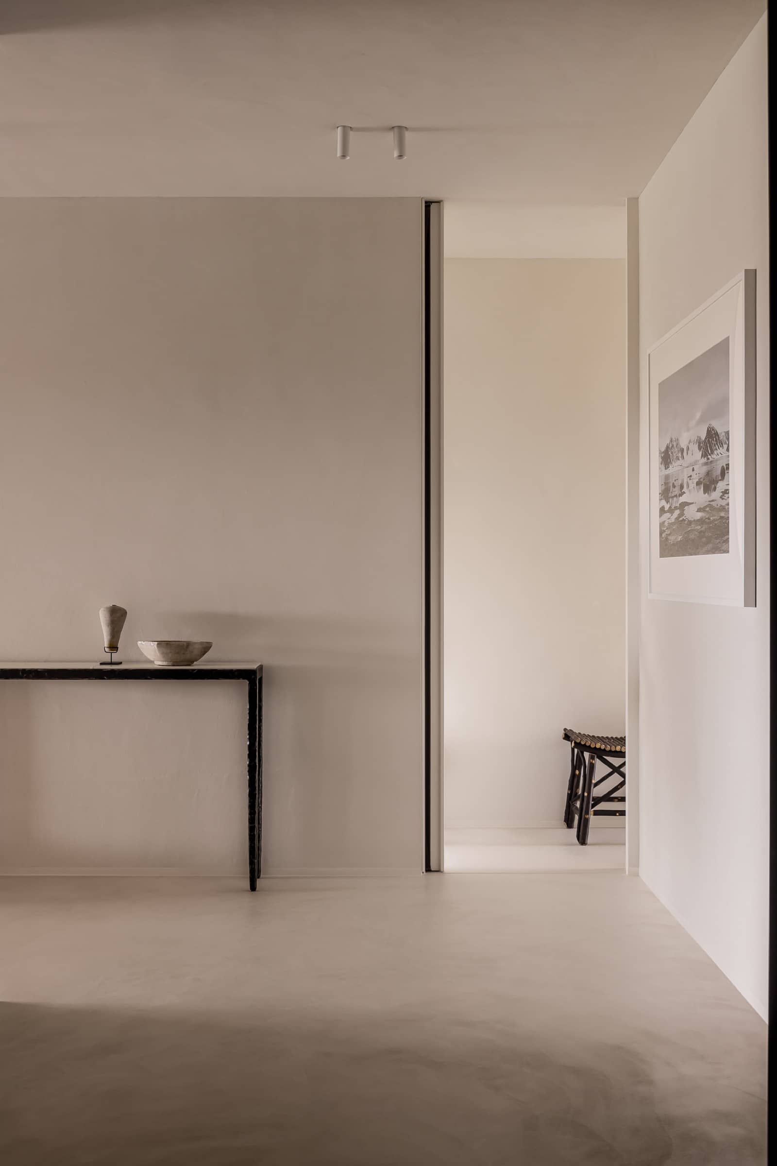 Resort in Knokke (schilderwerken / kaleiwerken), beeld 1 van 8