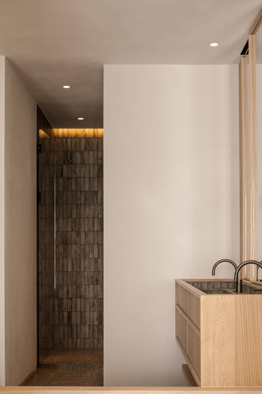 Resort in Knokke (schilderwerken / kaleiwerken), beeld 5 van 8